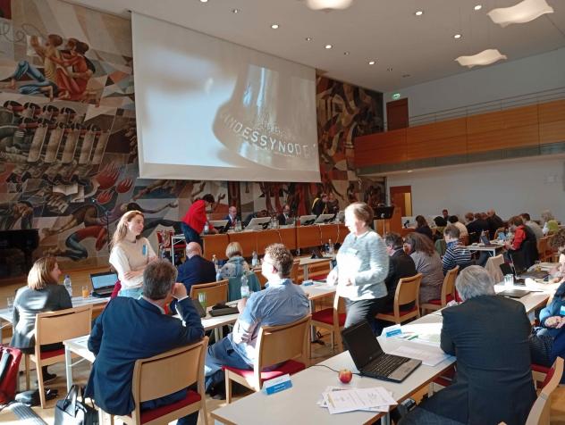 Frühjahrstagung 2025 der sächsischen Landessynode im Haus der Kirche in Dresden. Foto: Torsten HIlscher