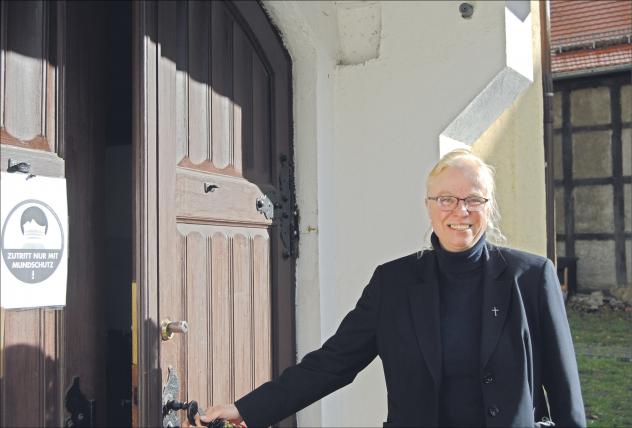 Ines Schmidt, Leutzsch, Seelsorge, Flughafen