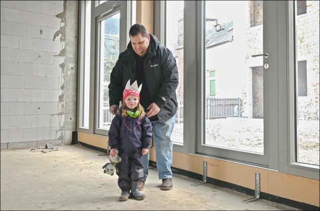 Baustellenbesichtigung im neuen Gemeindehaus im Annaberger Zentrum. © C. Bergmann