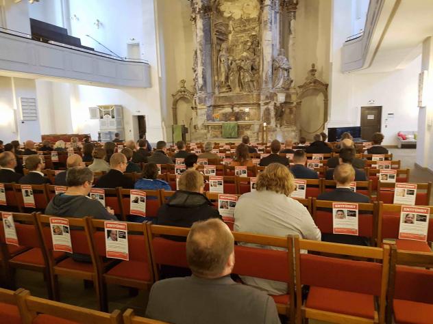 Morgenandacht der Landessynodalen in der Dreikönigskirche Dresden. Foto: Naumann