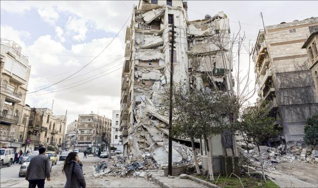 Zerstörte Gebäude, tausende Tote: Das vom Krieg gezeichnete Land Syrien trifft das Beben besonders hart. Allein in Aleppo haben Tausende von Familien ihr Zuhause verloren. Foto: Kirche in Not