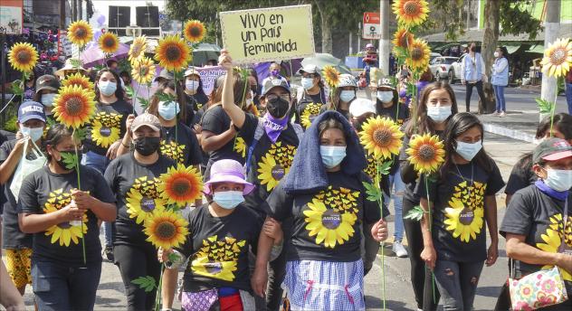 Guatemaltekische Frauen fordern ein Ende der Gewalt: Im Laufe der vergangenen zwanzig Jahre wurden in dem lateinamerikanischen Land rund 13 000 Frauen und Mädchen ermordet. 