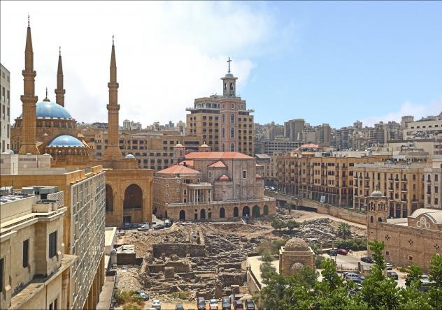 Beirut, die Hauptstadt des Libanon, gilt als multireligiöse Stadt. Hier existieren Kirchen, Moscheen und andere Gotteshäuser nebeneinander. © stock.adobe.com/diak