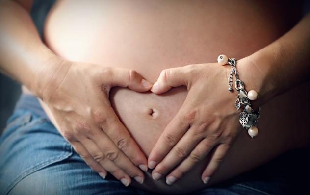 Bauch schwanger Abtreibung 
