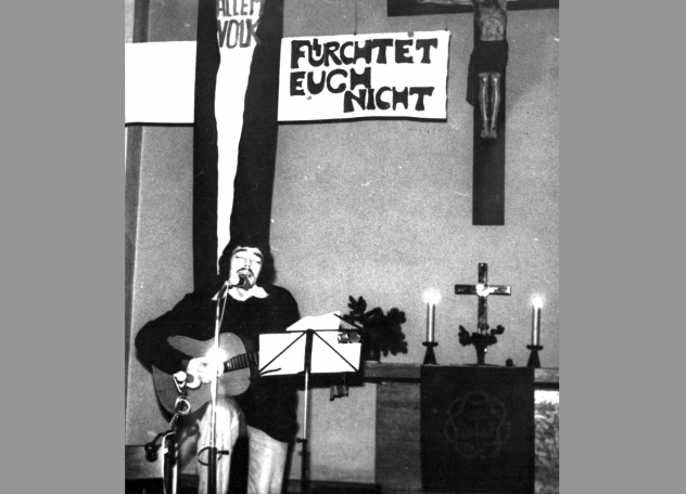 Offene Jugendarbeit um 1970 in der Weinbergskirche Dresden. © Sammlung Weinberg