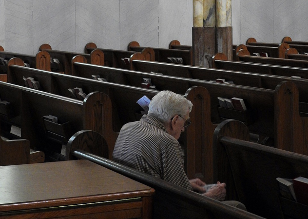 Kontakt Kirche Pfarrer Menschen