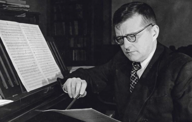 Dmitri Schostakowitsch (1906–1975) – einer der bedeutendsten Komponisten des 20. Jahrhunderts. © akg-images/fine-art-images
