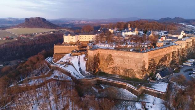 Die Festung Königstein auf dem gleichnamigen Tafelberg