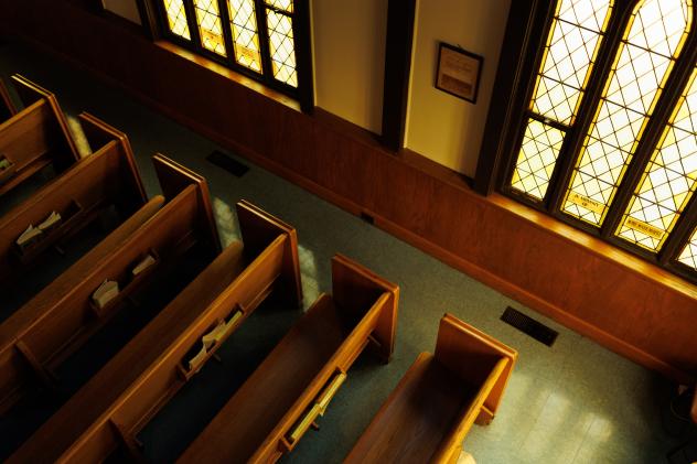 leere Kirche Mitglieder Rückgang Austritte evangelisch
