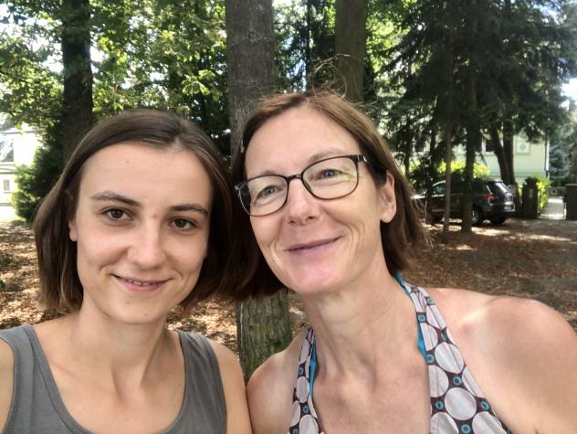 30 Jahre nach der Wiedervereinigung: Mutter und Tochter heute 30 Jahre nach der Wiedervereinigung: Mutter und Tochter heute