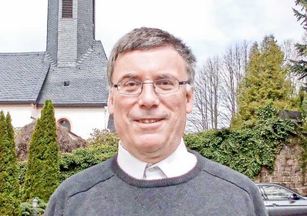 Traugott Lucke ist Pfarrer i. R. in Bernsdorf.