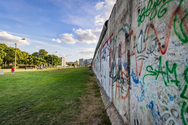 Berliner Mauer, Gedenken, DDR