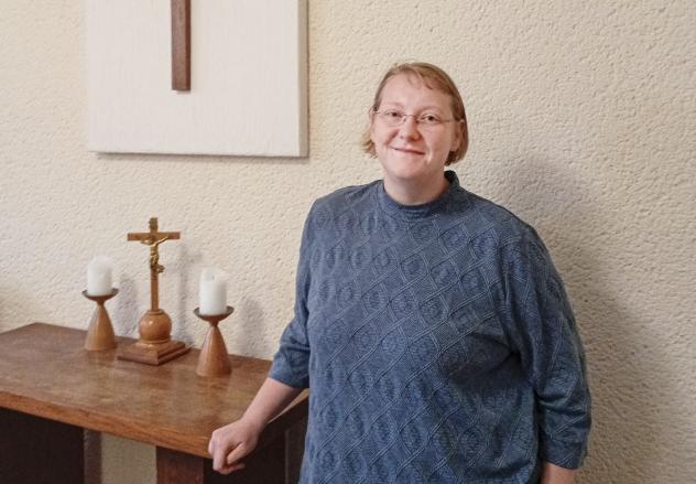 Pfarrerin Nicole Bärwald-Wohlfarth im Gemeindehaus Hirschfeld.