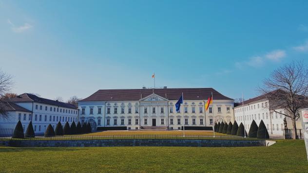 schloss bellevue amtseid olaf scholz gottesformel