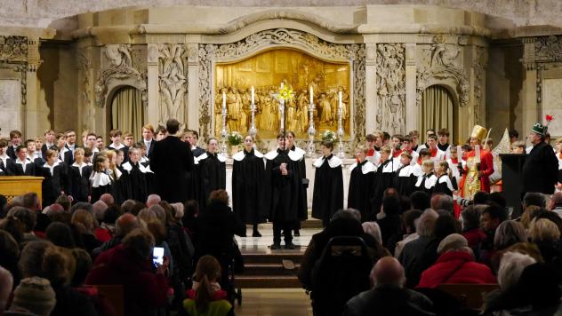 Eröffnung des 590. Striezelmarktes mit ökumenischen Gottesdienst in der Dresdner Kreuzkirche 