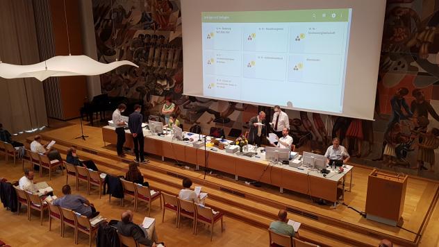 Die Landessynode kommt zu ihrer verschobenen Frühjahrstagung im Haus der Kirche zusammen. Foto: Naumann