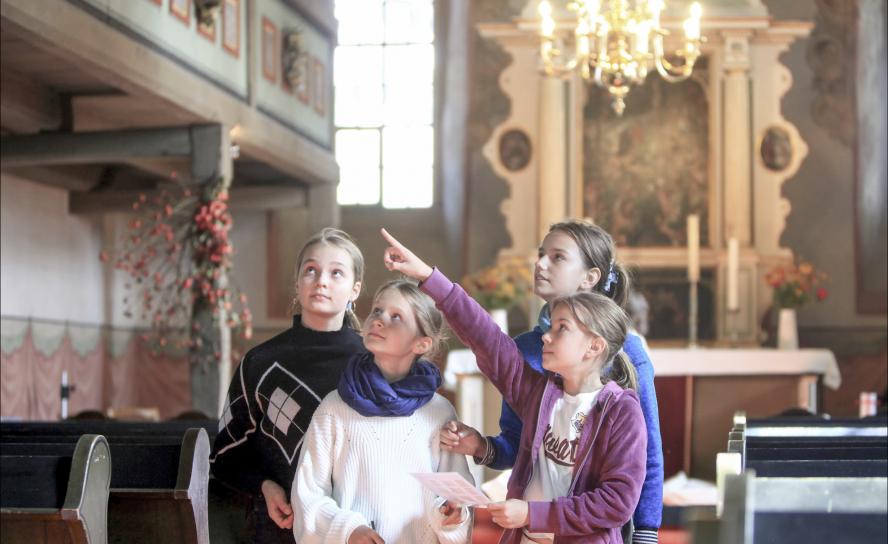 Das Kirchenfest in Liebethal bot spannendes Programm für Jung und Alt wie Kirchenquiz (Foto), Kirchenrallye, Kirchenführungen, Orgel entdecken sowie Wissenswertes aus 650 Jahren Historie des Gotteshauses. © Daniel Förster