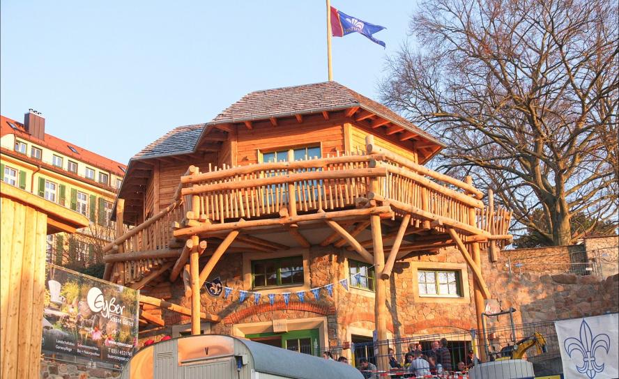 Mein Fähnlein. Mein Haus.