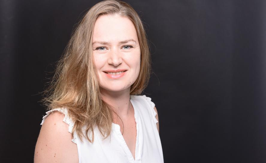 Mirjam Rüscher ist Redakteurin bei »Unsere Kirche«