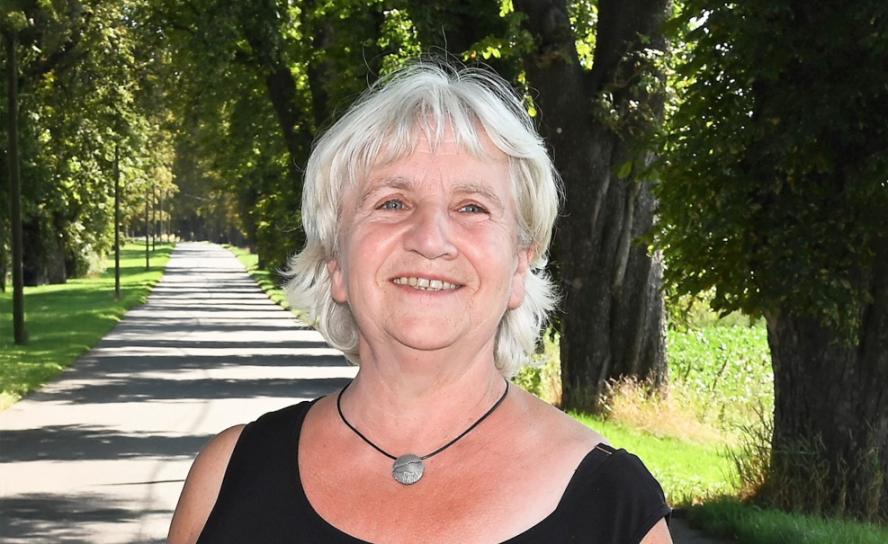 Brigitte Schleinitz ist Pfarrerin im Ruhestand und wohnt in Radebeul.