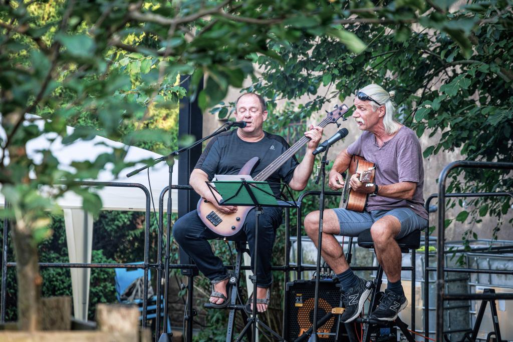 Sanfte Klänge: Das Duo Andreas Bergmann und Gerd Pettrich (l.). © Uwe Winkler