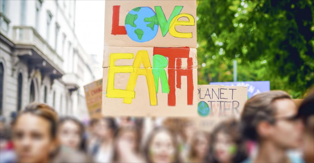 Freitagsprotest der jungen Generation: Bei den »Friday for Future«-Demonstrationen wird weltweit für stärkeren Klimaschutz gekämpft. © Eugenio Marongiu – stock.adobe.com