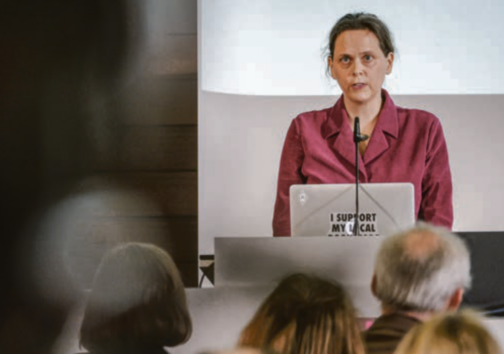 »Es ist schon lange genug«: Katharina Kracht ist Betroffene und Mitglied im Beirat des Forschungsverbundes. © epd-bild/Jens Schulze