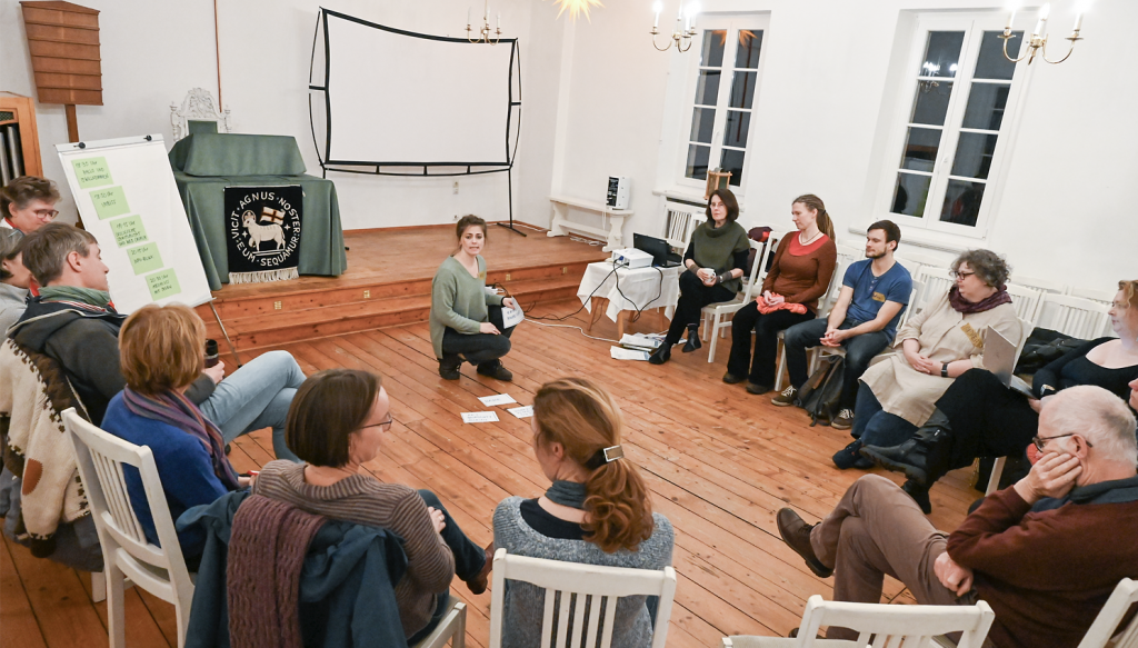 Schritte für die Schöpfung: Eine Gruppe engagierter Christen traf sich im Februar in Dresden-Pieschen, um über Schöpfungsbewahrung nachzudenken. © Steffen Giersch