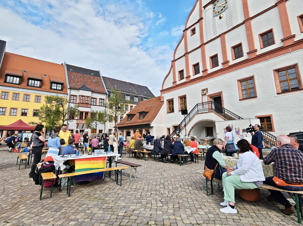 In Grimma lud auch die Kirche an den DemokraTisch ein. © A. Sonntag