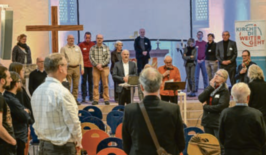 Rund 60 Teilnehmer tauschten in der Johanniskirche Chemnitz ihre Erfahrungen und Pläne aus. © Andreas Seidel