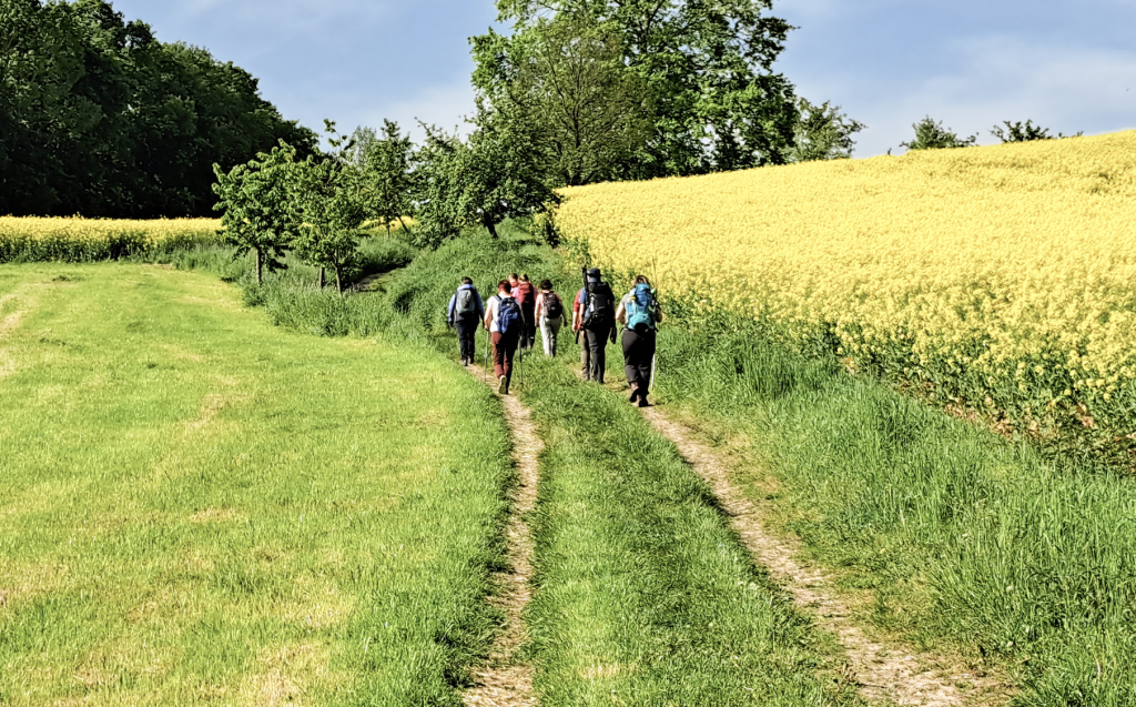 Pilgerbegleiter während ihrer Ausbildung in Sachsen. © Richter