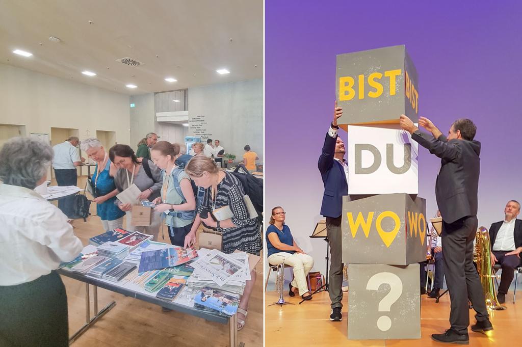 Links: Am SONNTAG-Stand herrschte reges Interesse. © Richter, rechts: Das Motto »Wo du bist« wurde oft verändert. © Naumann