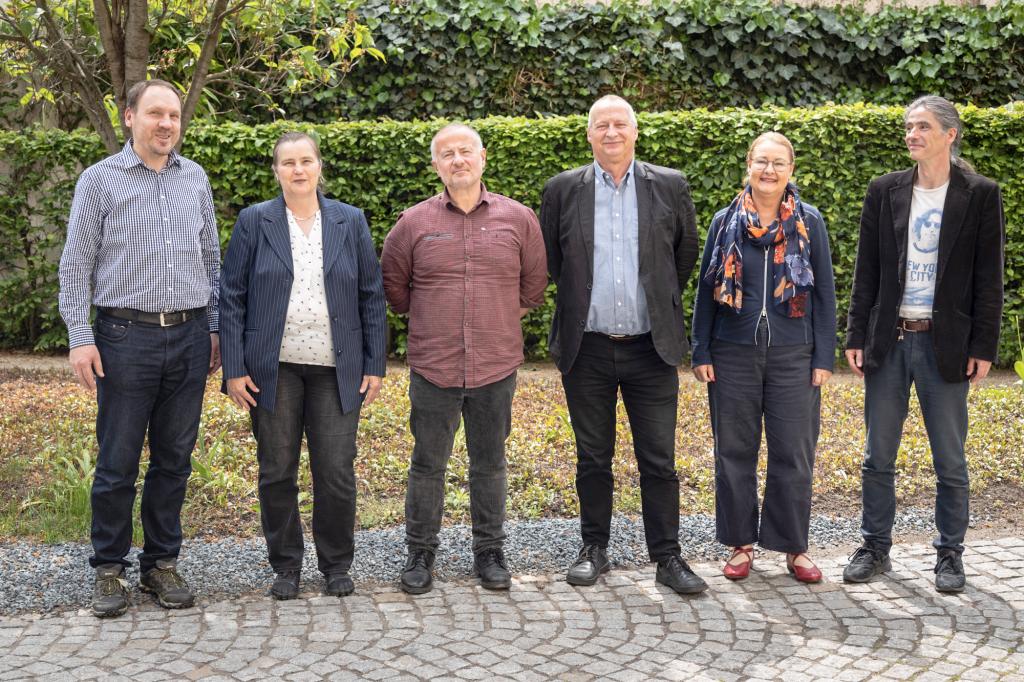 ARK-Dienstnehmer-Vertreter (v. l.): Ludwig Lehmann, Birgit Schwertfeger, Thomas Thiel, Stephan Däßler, Birgit Tschainer, Thomas Neumeister © EVLKS