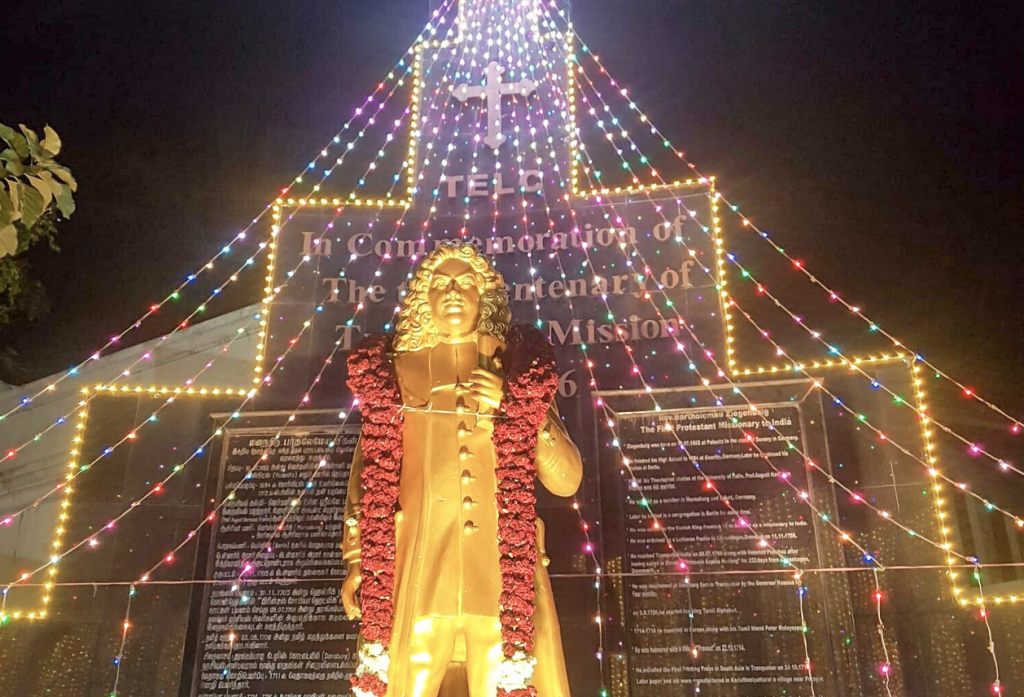 Goldene Statue des Missionars Ziegenbalg in Indien © T. Bürger
