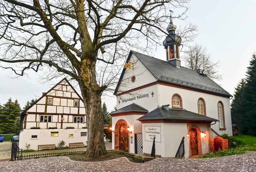 Die Hochzeitskapelle steht im Callenberger Ortsteil Reichenbach. Foto: Sven Gleisberg