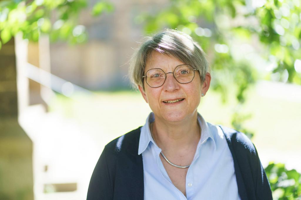 Christiane Dohrn ist Pfarrerin in der gastgebenden Peterskirche. © Martin Jehnichen