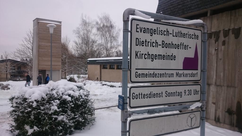 Glockenturm der Chemnitzer Dietrich-Bonhoeffer-Gemeinde Markersdorf