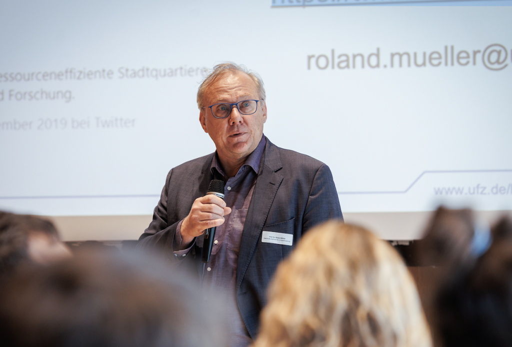 Prof. Roland Müller vom Helmholtz-Zentrum sprach über die Wasserressourcen in Leipzig. © Uwe Winkler