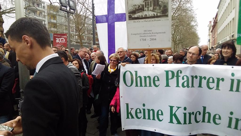 Demonstration zur Landessynode in Dresden
