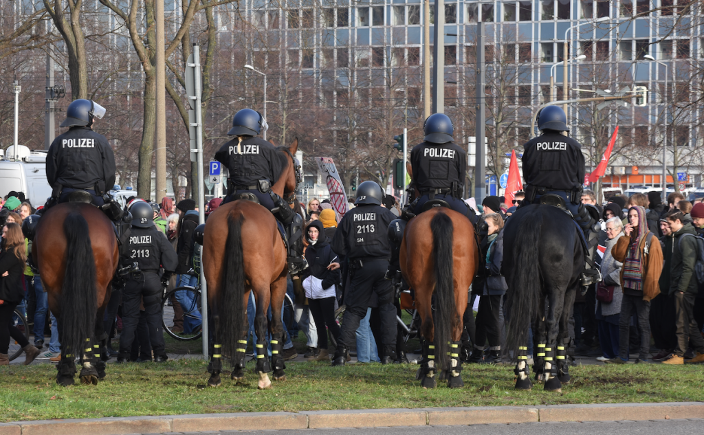 Polizei Demo Dresden