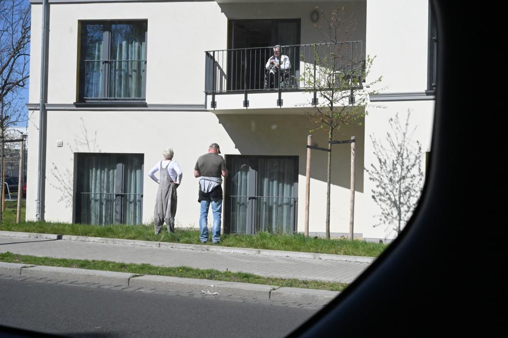 Corona, Dresden, Seniorenheim