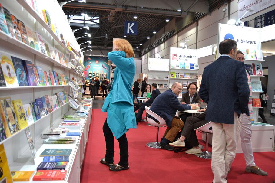 EMVD-Gemeinschaftsstand in Halle 2, K102 © Karola Richter