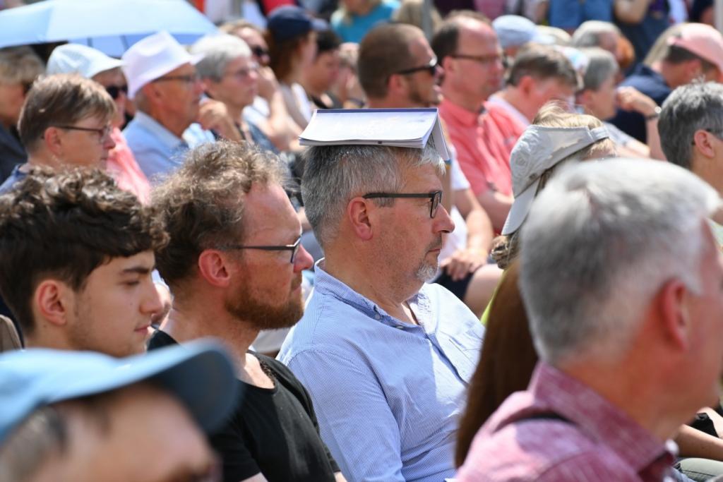 Strahlender Sonnenschein und Hitze beim Lausitz-Kirchentag, die Stimmung blieb oben auf © Steffen Giersch