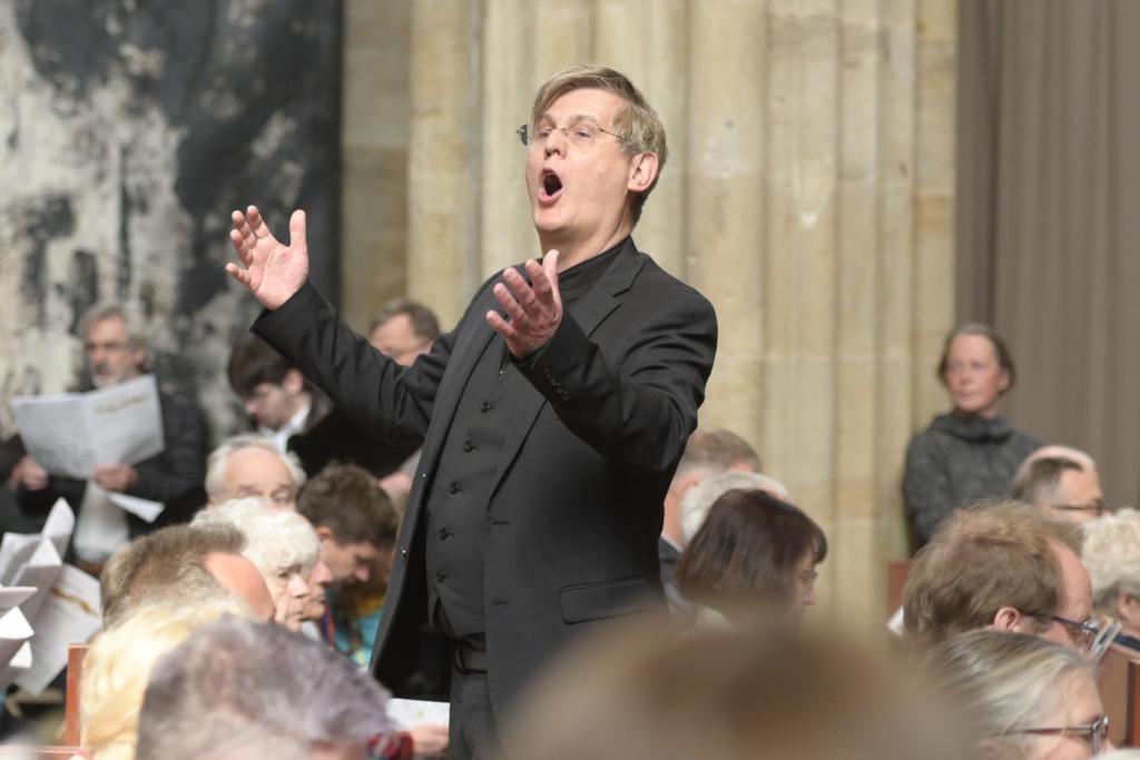 Im Gottesdienst im Dom zu Meißen: KMD Sebastian Schwarze-Wunderlich. © Klaus-Dieter Brühl