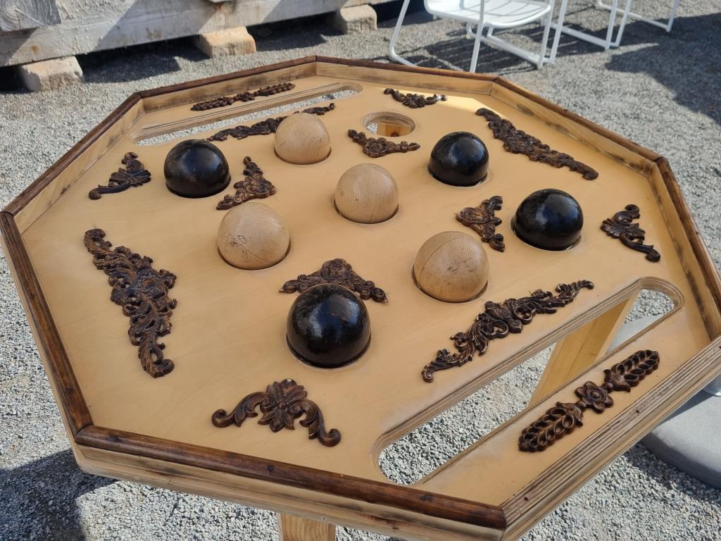 Spiele entlang des Gradierwerks © Karola Richter Spiele entlang des Gradierwerks © Karola Richter