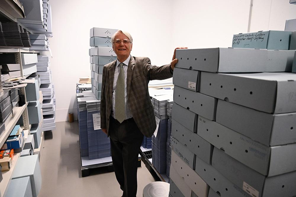 Eröffnung Archiv Landeskirche Sachsen Landeskirchenarchiv Dresden Coschütz Geschichte Genealogie Kirchenbücher