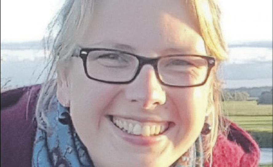 Anna-Maria Busch ist Pfarrerin in den Kirchgemeinden Kühren-Burkartshain und Wurzen. Foto: privat Anna-Maria Busch, Pfarrerin