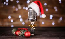 Pop: Ob auf dem Weihnachtsmarkt, im Kaufhaus oder im Radio – vielerorts dudeln derzeit die Weihnachts-Poplieder. Was zunächst oberflächlich erscheint, hat oft einen tieferen Hintergrund. Eine kleine Liederkunde.