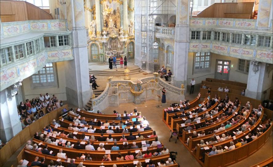 Festgottesdienst aus Anlass von 150 Jahren Diakonie Dresden in der Frauenkirche am vergangenen Freitag. © Irmela Hennig
