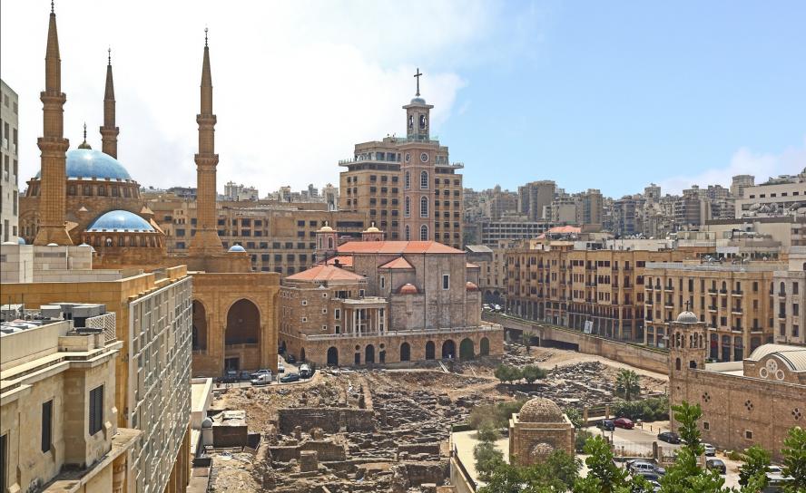 Beirut, die Hauptstadt des Libanon, gilt als multireligiöse Stadt. Hier existieren Kirchen, Moscheen und andere Gotteshäuser nebeneinander. © stock.adobe.com/diak